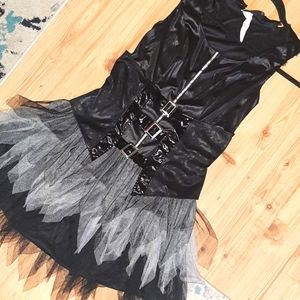 Small woman's or big kids Halloween punk vampire costume